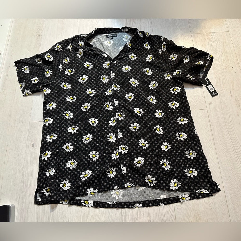 New Elwood short sleeve floral button down shirt